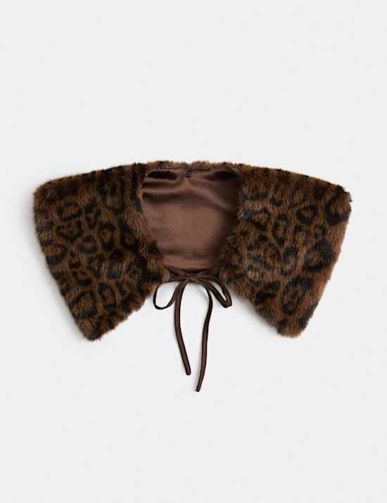 Leopard Print Faux Fur Collar