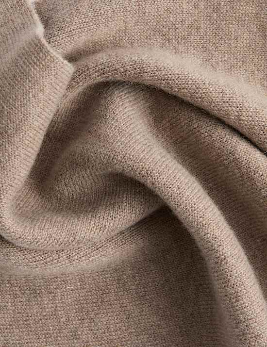 Wool Rich Triangle Scarf with Cashmere