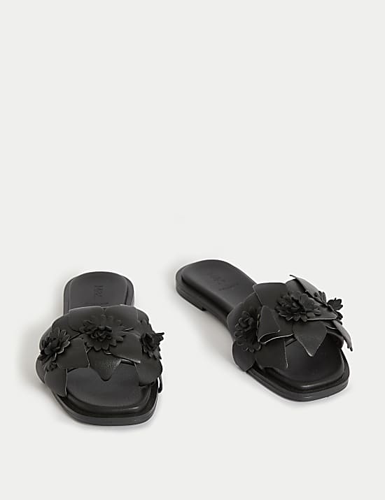 Leather Corsage Flat Mules