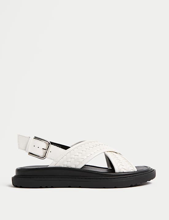 Flache Flechtsandalen mit Knöchelriemen