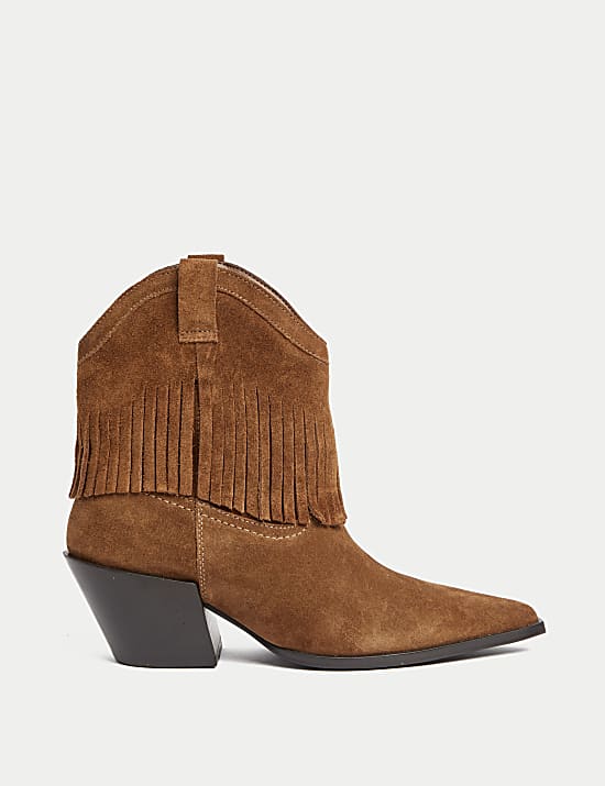 Botines estilo cowboy de ante con tac&oacute;n en bloque y puntera cincelada