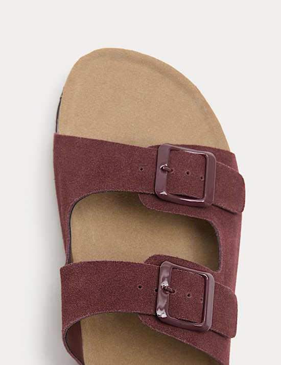 Su&egrave;de instappers met voetbed en gesp