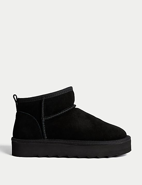 Bottes en daim à semelle plate