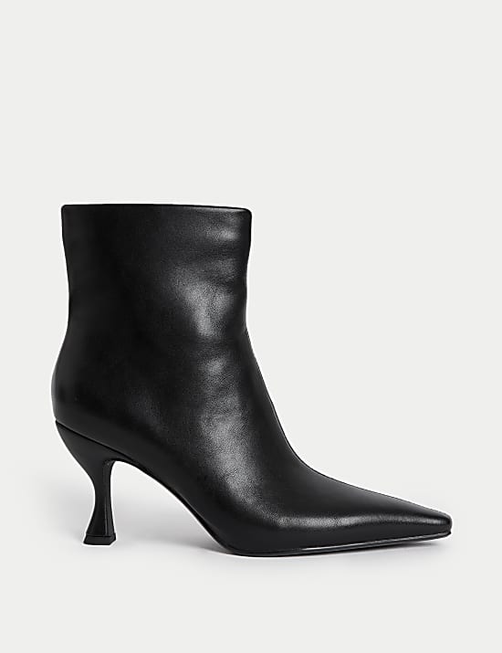 Bottines style chaussette &agrave; talons aiguille