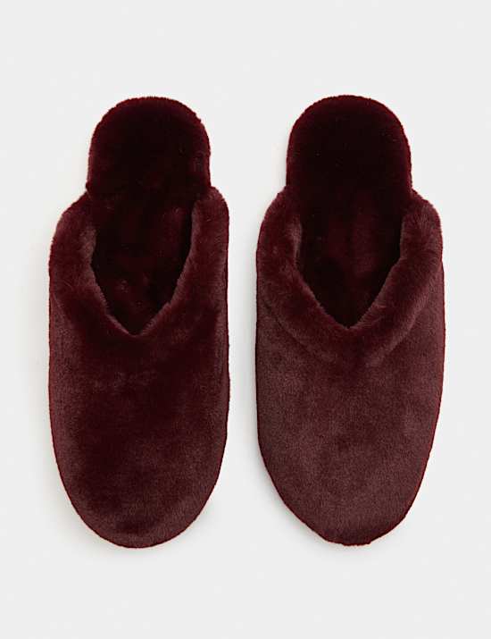 Faux Fur Round Toe Mule Slippers