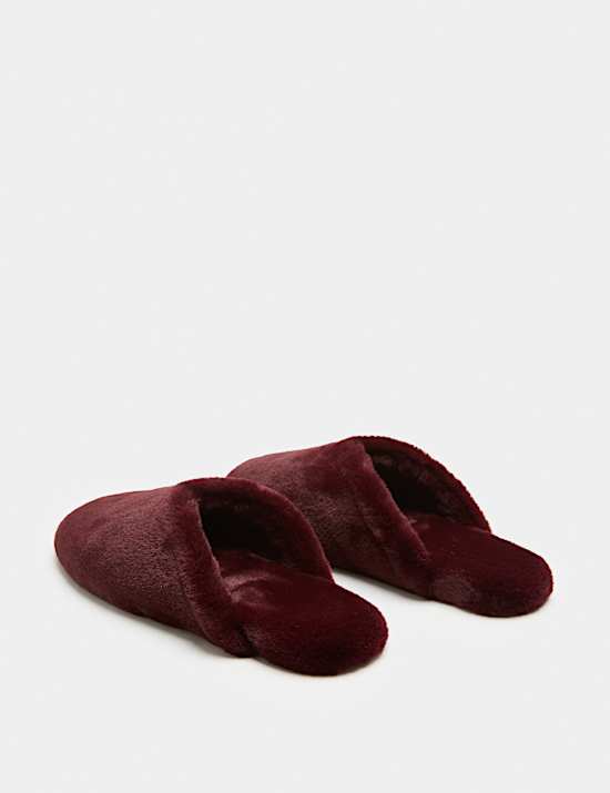 Faux Fur Round Toe Mule Slippers