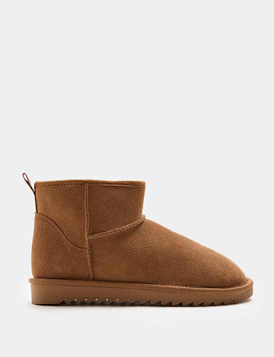 Suede Flatform Slipper Boots