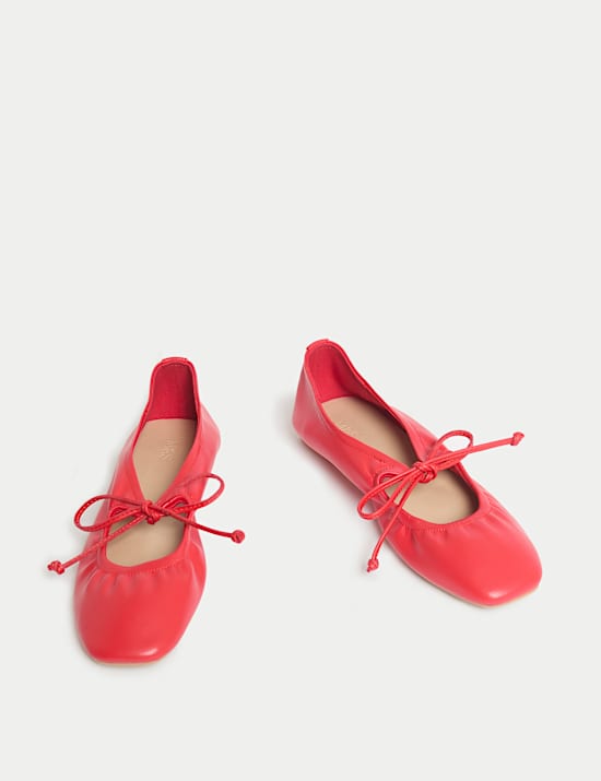 Bow Flat Ballet Pumps