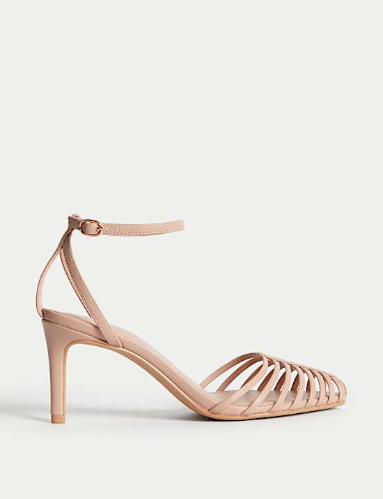 Sandales à talons aiguilles et brides