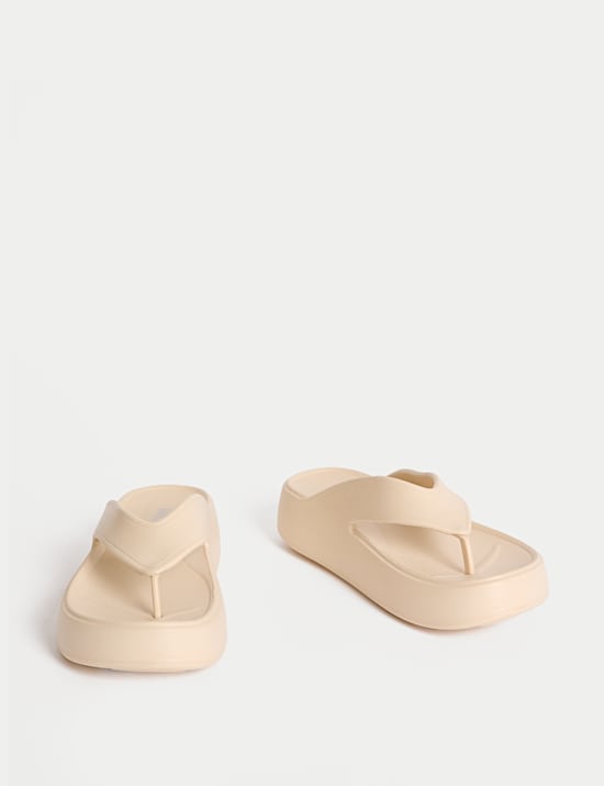 Slip On Flatform Sandals