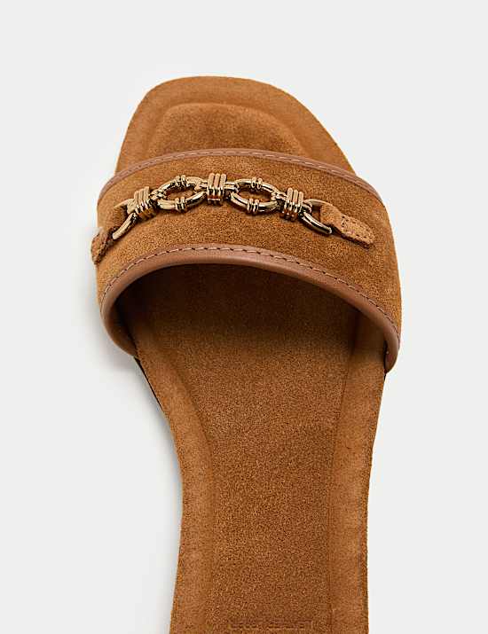 Semišové pantofle s plochým lemem