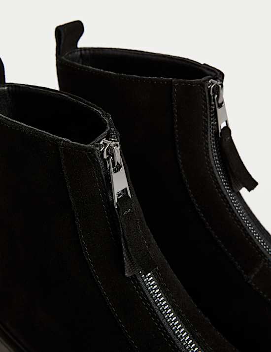 Suède enkellaarsjes met ritsje aan de voorkant en blokhak