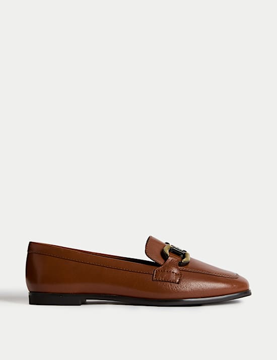 Mocassins en cuir à talons plats avec ornement