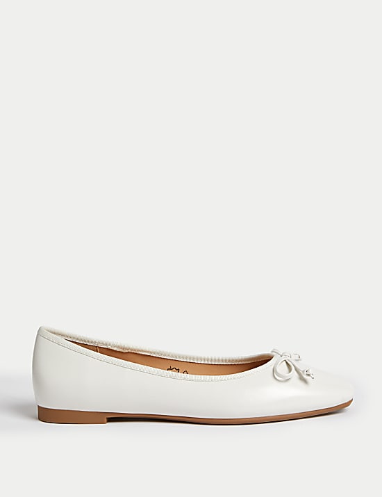 Bow Flat Ballet Pumps