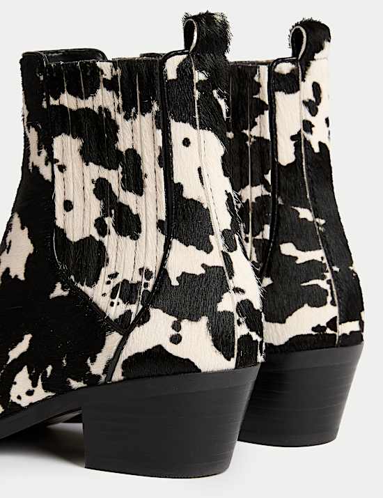 Bottines en cuir à talons carrés et imprimé animal