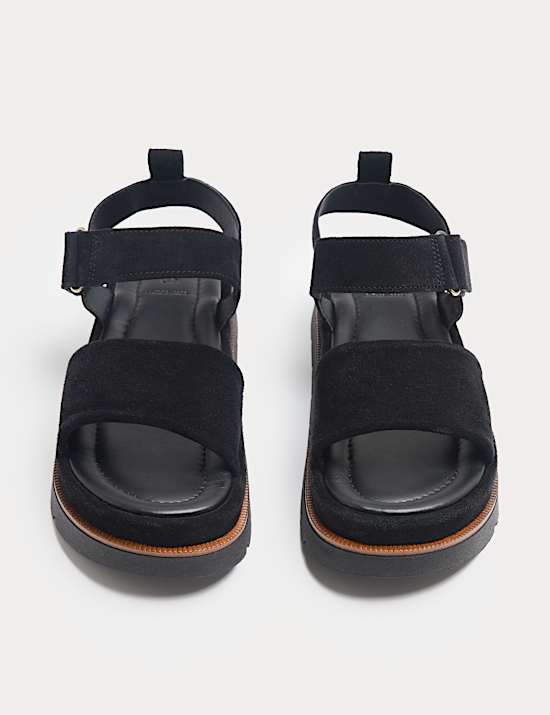 Flache Wildledersandalen mit Kn&ouml;chelriemen