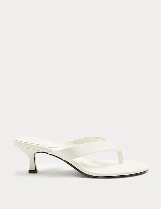 Kitten Heel Toe Post Sandals