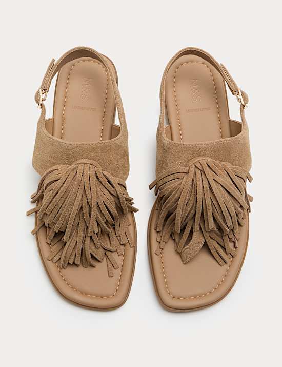 Su&egrave;de sandalen met blokhak en franje
