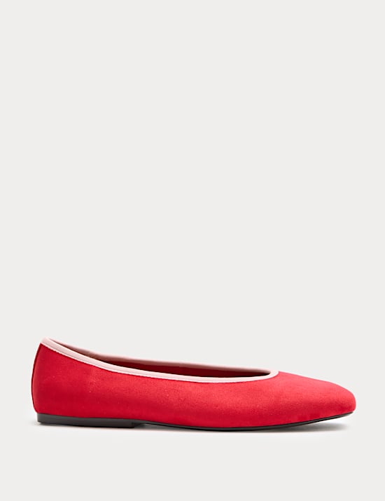 Contrast Trim Flat Ballet Pumps