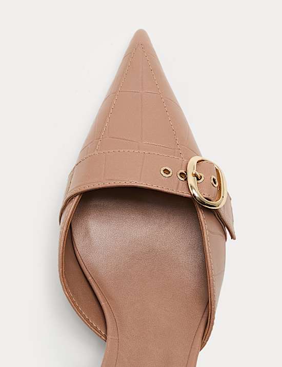 Chaussures en cuir &agrave; talons bobine et bride arri&egrave;re