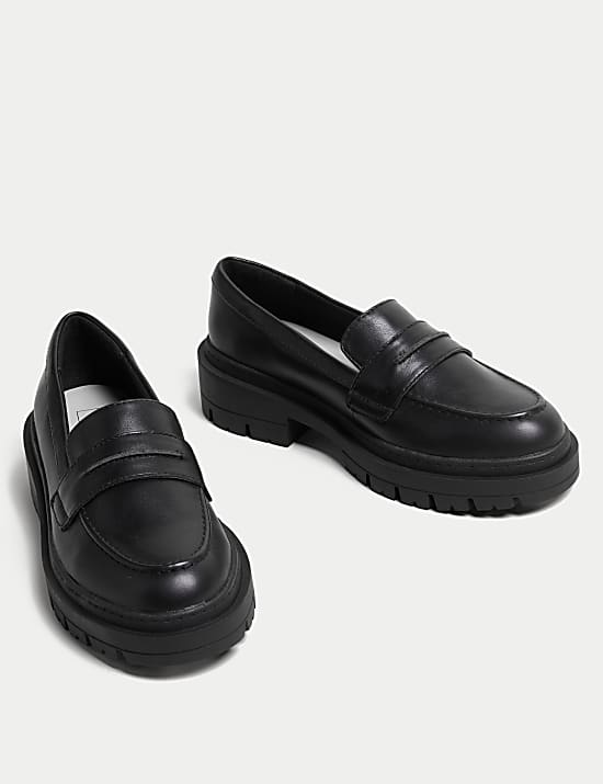 Ίσια loafers με φαρδιά εφαρμογή χωρίς κορδόνια