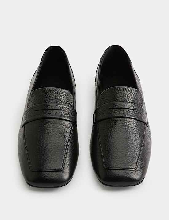 Mocassins en cuir &agrave; bout carr&eacute; et talons plats