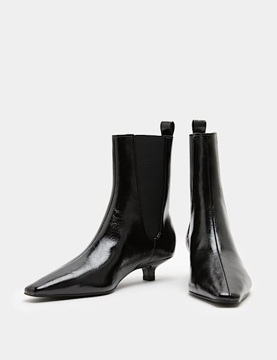 Chelsea boots