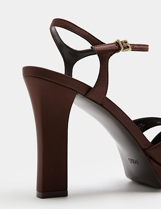 Buckle Crossover Block Heel Sandals