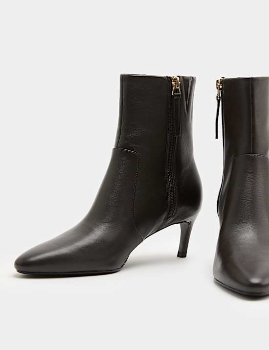Bottines en cuir &agrave; petits talons