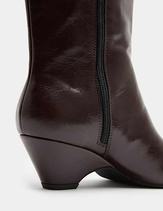 Bottes hauteur genou &agrave; talons compens&eacute;s