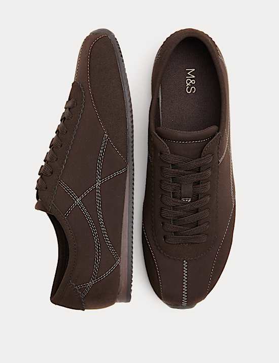 Retro Runner Trainers