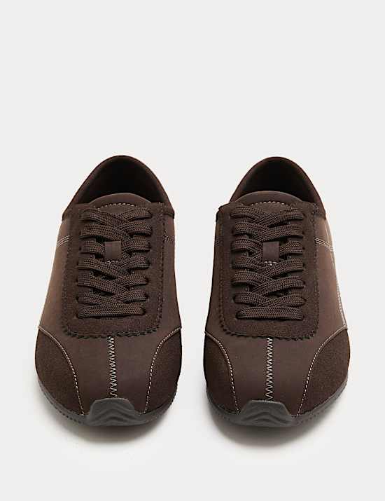 Retro Runner Trainers