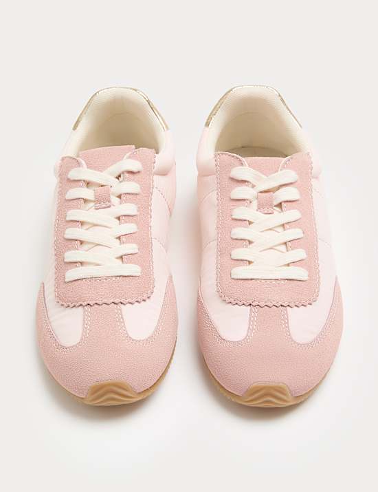 Retro Runner Trainers