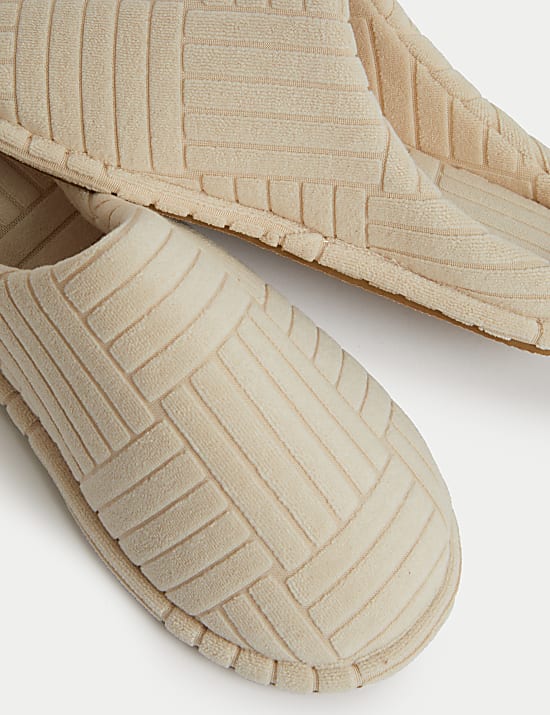 Zapatillas mule con puntera redonda