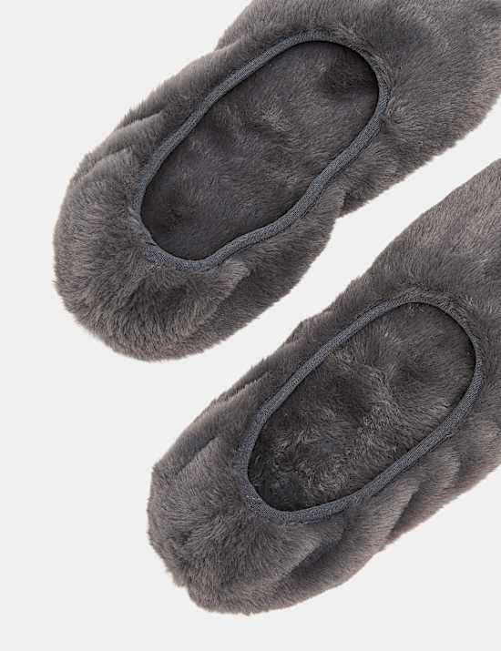 Round Toe Ballerina Slippers