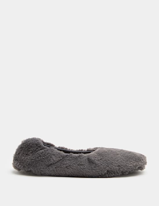 Round Toe Ballerina Slippers