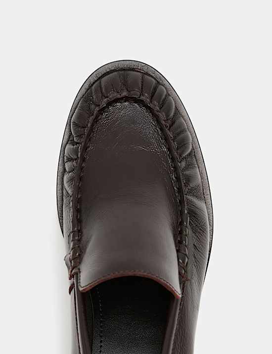 Mocassins en cuir ruch&eacute; &agrave; talons carr&eacute;s