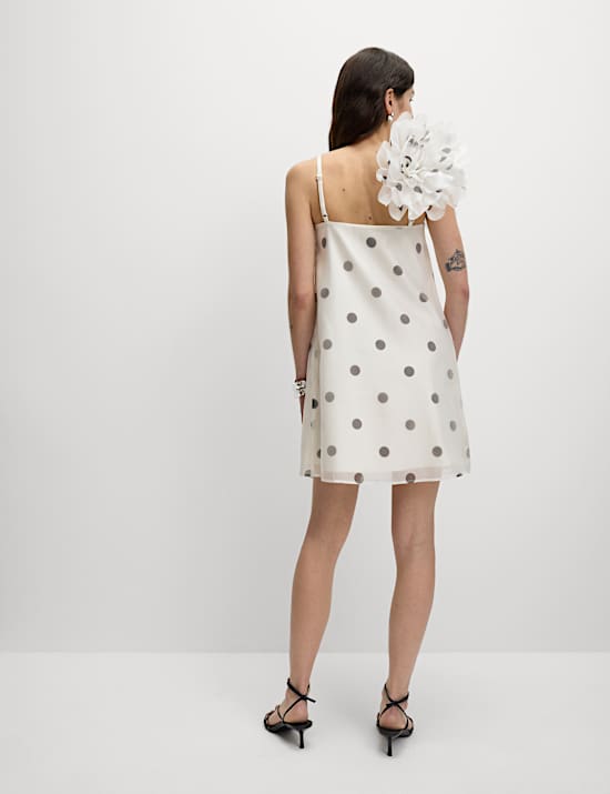 Robe droite mini en lin à col carré et pois