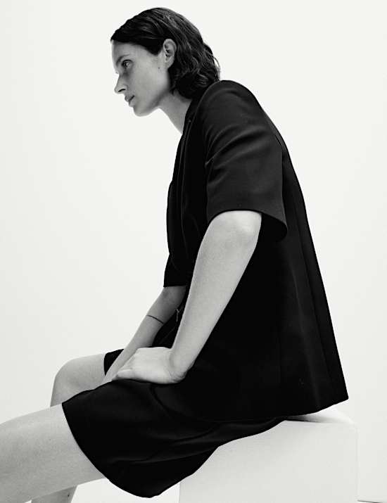 Gerade geschnittener, einreihiger Kurzarm-Blazer