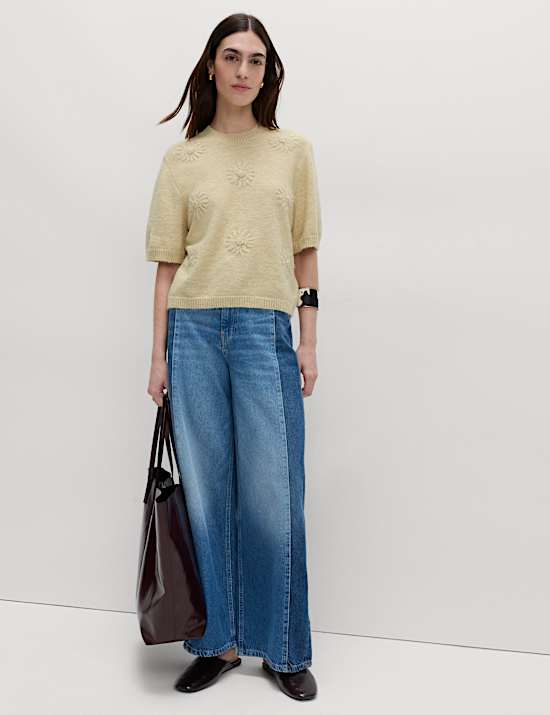 Floral Textured Knitted Top with Wool