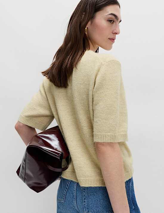 Floral Textured Knitted Top with Wool
