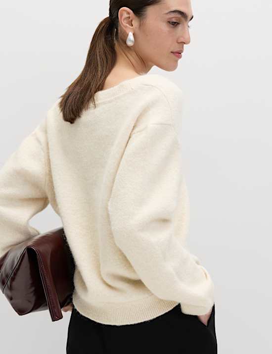 V-Neck Relaxed Jumper With Wool