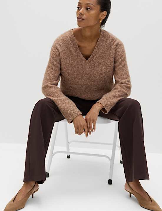 V-Neck Relaxed Jumper With Wool