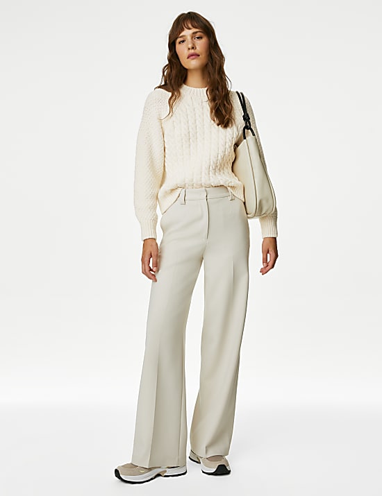 Svetr ke krku s&nbsp;cop&aacute;nkov&yacute;m vzorem