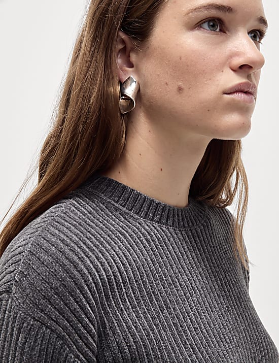 Jumper Chenille Kerah Bundar Berusuk