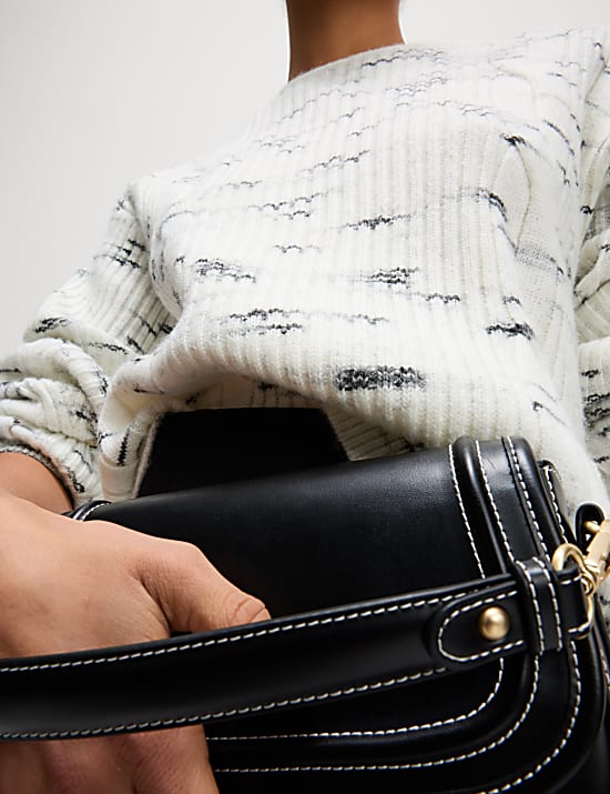 Patterned Crew Neck Jumper With Wool