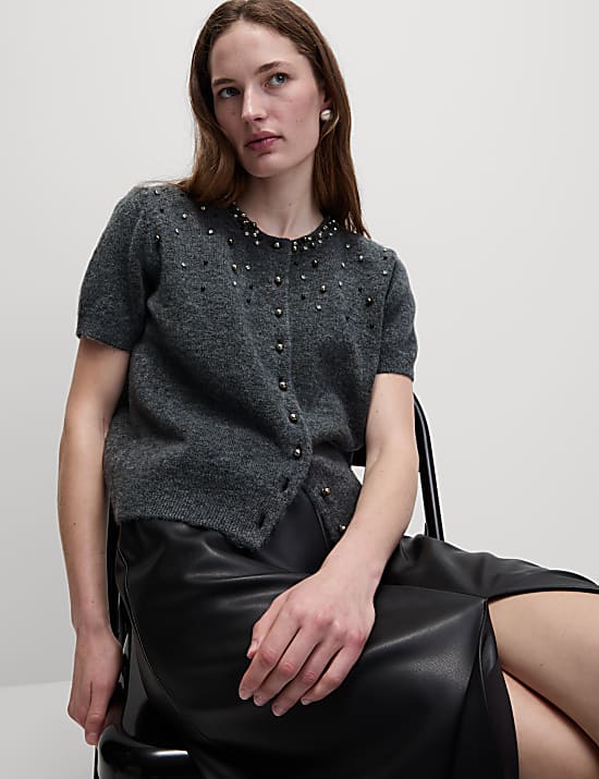 קרדיגן קרופ עם עיטורים