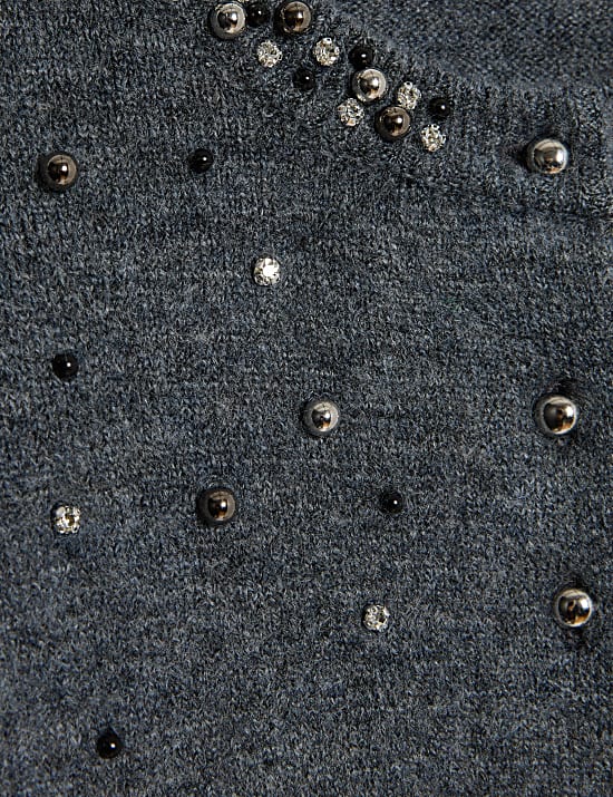 קרדיגן קרופ עם עיטורים