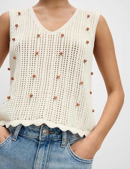 Cotton Blend Textured Slim Fit Cropped Vest