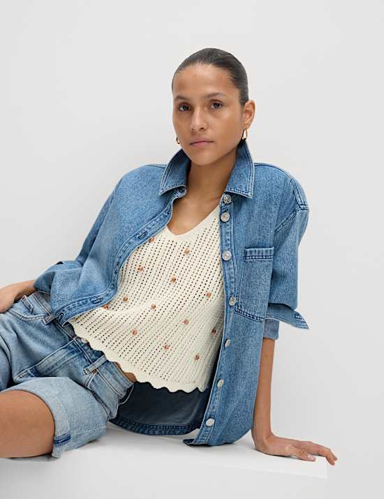 Camiseta corta ajustada sin mangas en mezcla de algod&oacute;n texturizado